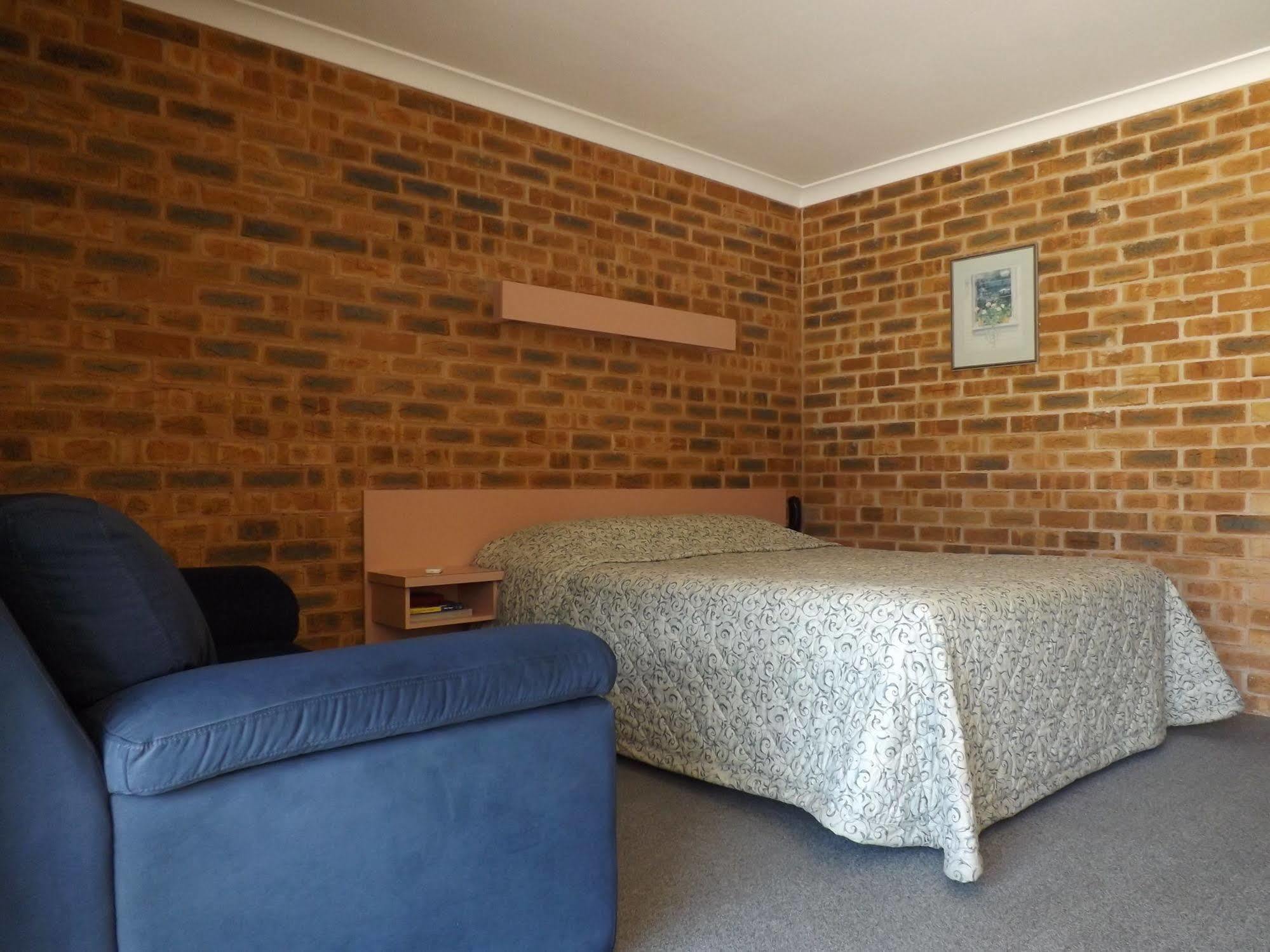 Lydoun Motel 奇尔特恩 外观 照片
