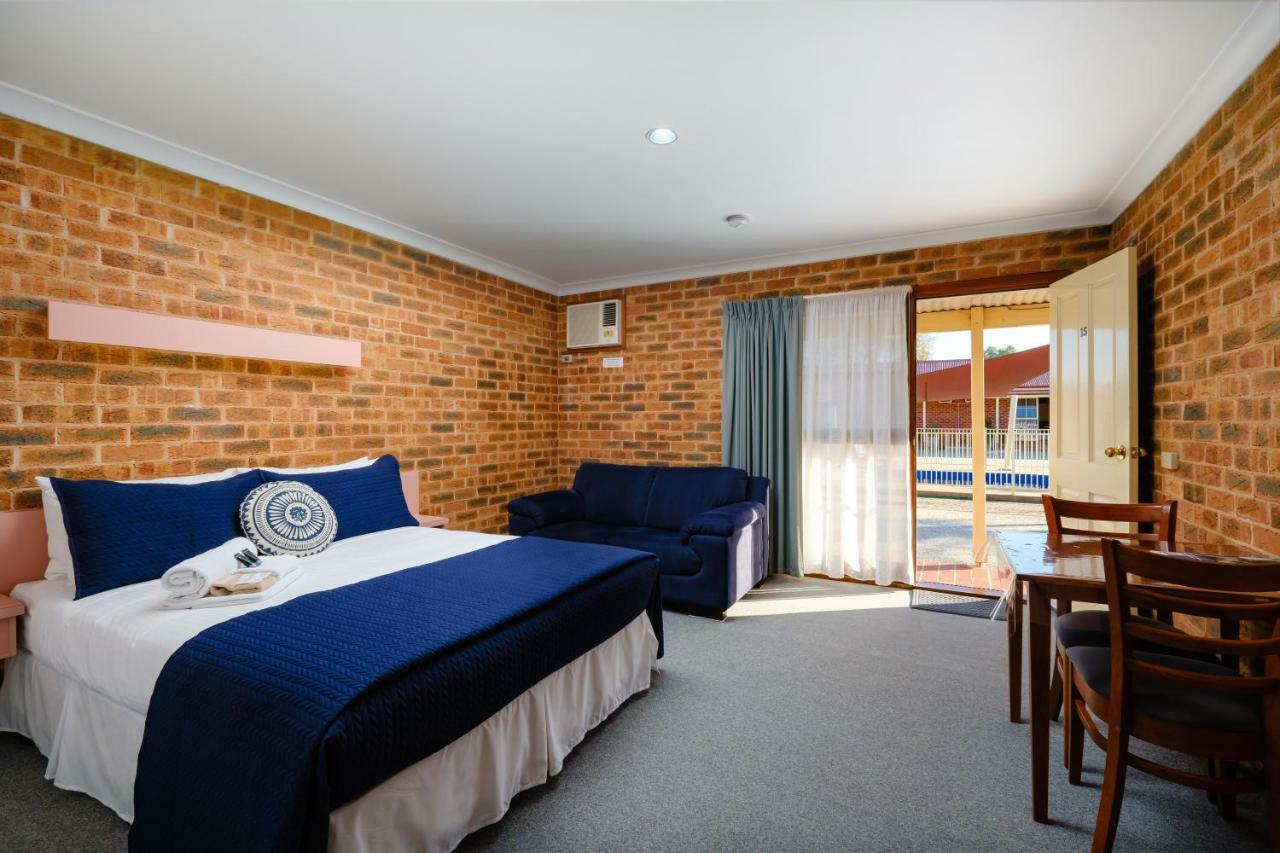 Lydoun Motel 奇尔特恩 外观 照片